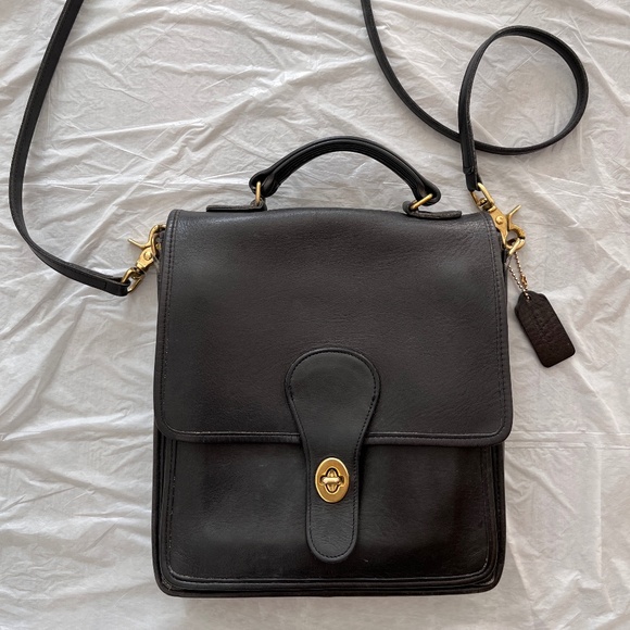 Coach Handbags - Coach 5130 Station Vintage Black Leather Crossbody Purse Bag / Handbag